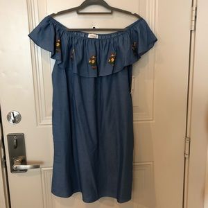Everly off the shoulder chambray appliqué dress
